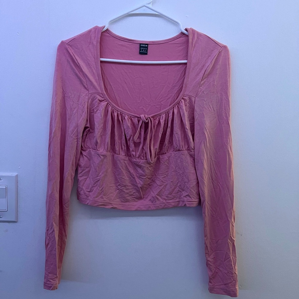 Women pink long sleeve top. SHEIN brand and it’s a stretchy material